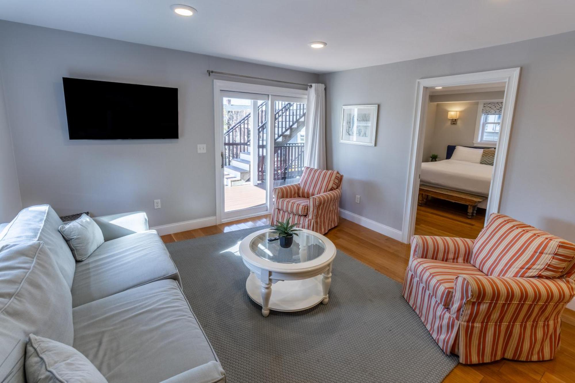 The Newport Lofts - 617 Thames Street Lägenhet Exteriör bild
